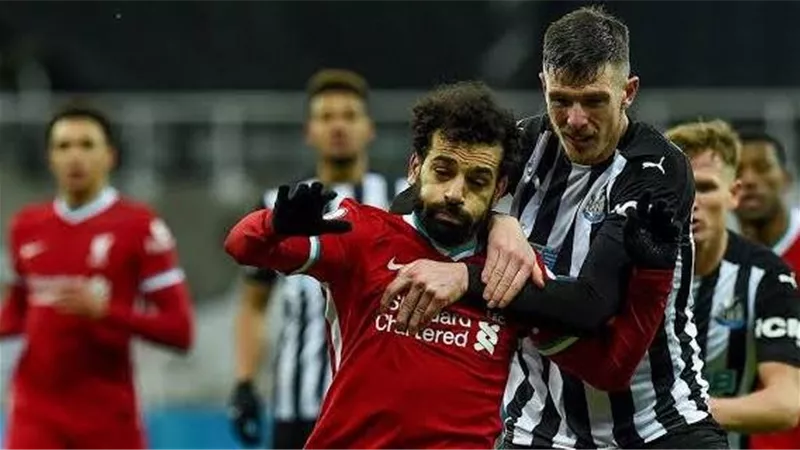 ليفربول ضد نيوكاسل يونايتد.. موعد المباراة والتشكيل المتوقع