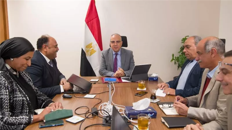 الدكتور سويلم يتابع إجراءات مراجعة وتطوير الخطة القومية للموارد المائية