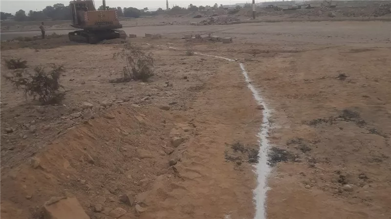بتكلفة ٦ مليون جنيه.. حماية المنطقة الصناعية بالسويس الجديدة من الأتربة