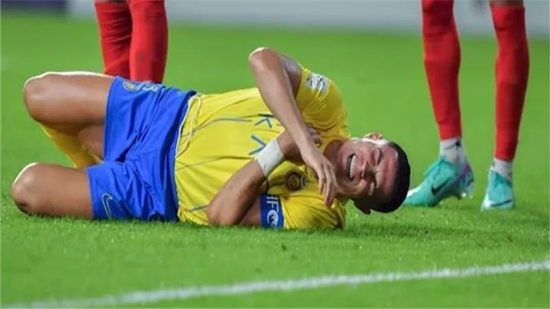 بسبب الإصابة.. رونالدو يغيب عن تدريبات النصر لليوم الثاني على التوالي