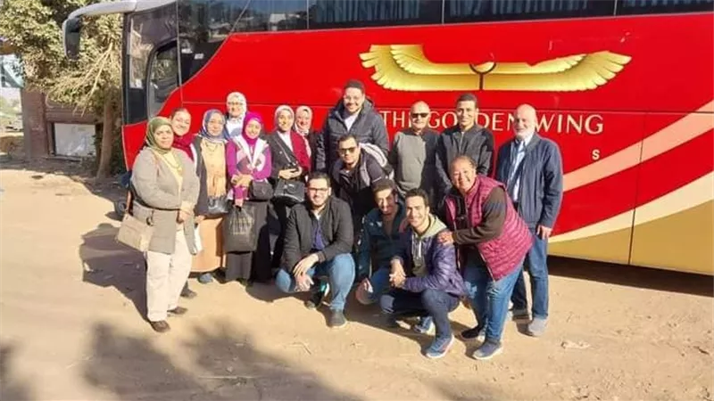 صحة السويس: توقيع الكشف الطبي على ١٤١٠ حالة بالقافلة الطبية المجانية
