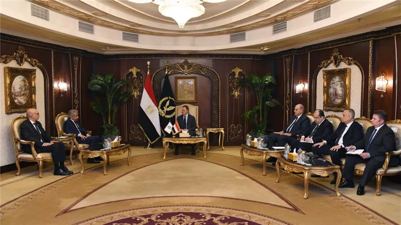 وزير الداخلية: تطوير أوجه التعاون بين أجهزة الشرطة العربية