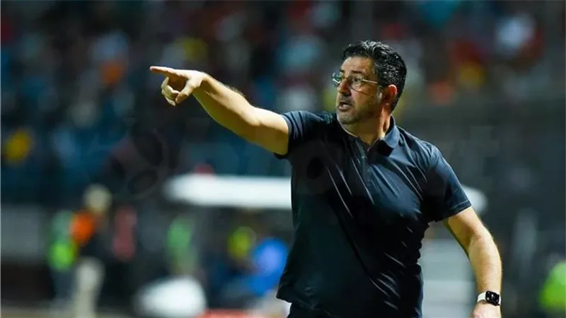 13 مليون و200 ألف جنيه شهريا.. ناقد رياضي يصدم الجمهور براتب فيتوريا