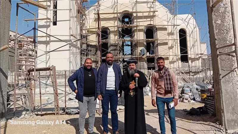 أسقف السويس يتفقد كنيسة القديس الأنبا بولا بمدينة أحمد زويل