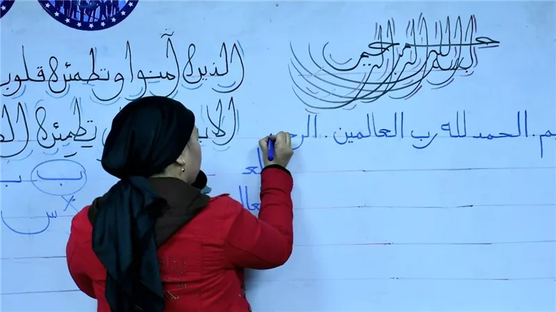 حزب مستقبل وطن بالسويس ينظم دورة فى تعليم الخط العربي