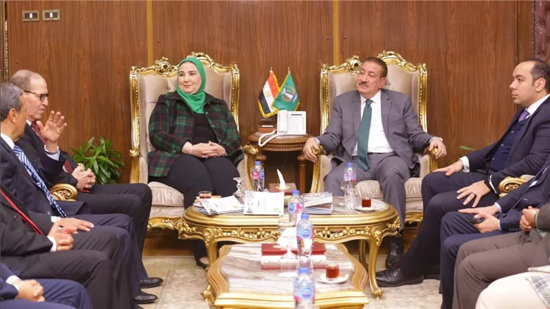 القباج تزور محافظة المنوفية.. وتلتقي عدداً من الأسر الأولى بالرعاية