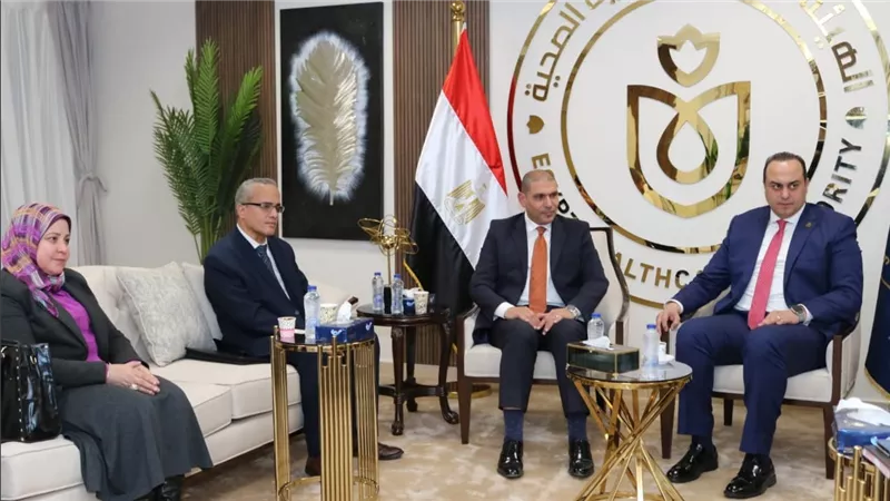 رئيس هيئة الرعاية الصحية يلتقي رئيس هيئة الجهاز التنفيذي للمشروعات الصناعية والتعدينية لبحث سبل تعزيز التعاون المشترك