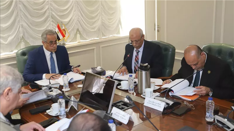 وزير العمل: مستمرون  في دفع عجلات الإنتاج و مُساندة العمال و