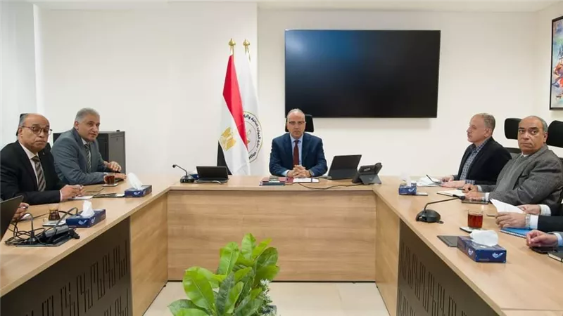  الدكتور سويلم يتابع إجراءات إحلال وصيانة المنشآت المائية