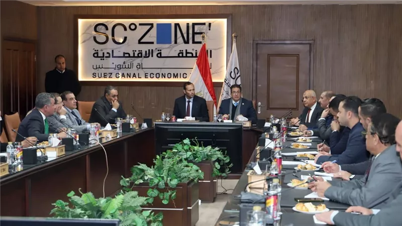 وفد صناعة الشيوخ يزور منطقة السخنة للتعرف على المشروعات الجارية