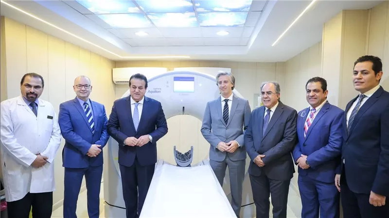 وزير الصحة يتفقد مستشفي إمبابة العام ويتابع عمل وحدة الاشعة المقطعية متعددة الفحوصات المقدمة من الحكومة الكندية