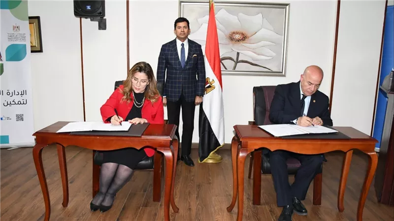 وزير الشباب والرياضة يشهد مراسم توقيع مذكرة تفاهم بين الوزارة والمفوضية السامية للأمم المتحدة لشؤون اللاجئين