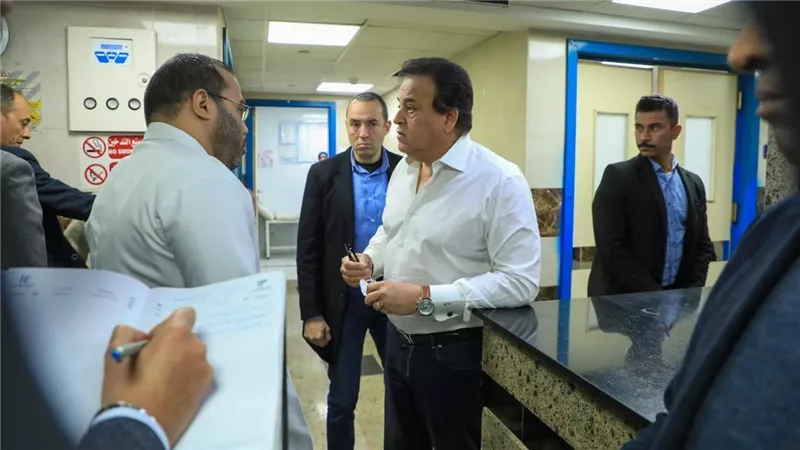 وزير الصحة يتفقد مركز طب أسرة سنديون بمحافظة القليوبية ويوجه بإحالة المتغيبين للتحقيق