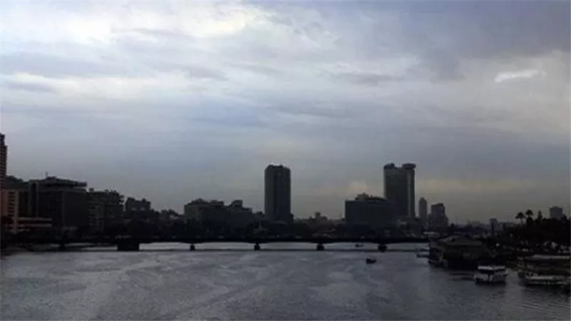 طقس غد.. شبورة كثيفة وطقس مائل للدفء نهارا والصغرى بالقاهرة 12 درجة