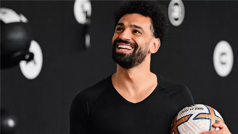 أتم الاتفاق مع ناديه الجديد.. محمد صلاح أبلغ ليفربول برحيله