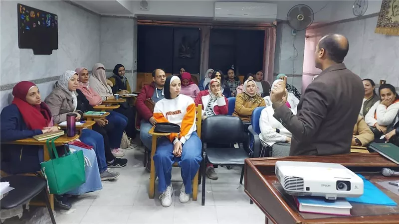  إستهداف 2900 صيدلي جمهورياً بينهم صيادلة السويس لتأهيلهم ورفع كفاءتهم