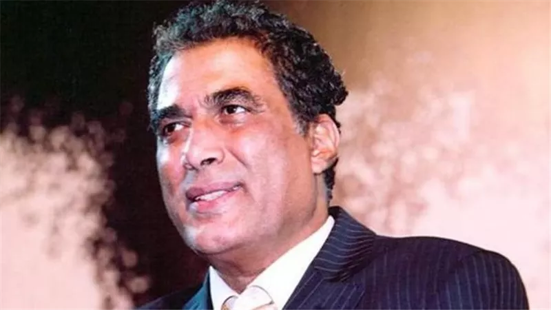 الوريث الوحيد لـ أحمد زكي.. محامي يكشف مفاجأة
