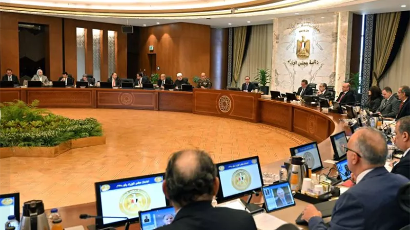رئيس الوزراء يكلف بحصر ما تم تنفيذه من مخرجات المرحلة الأولى للحوار الوطنى