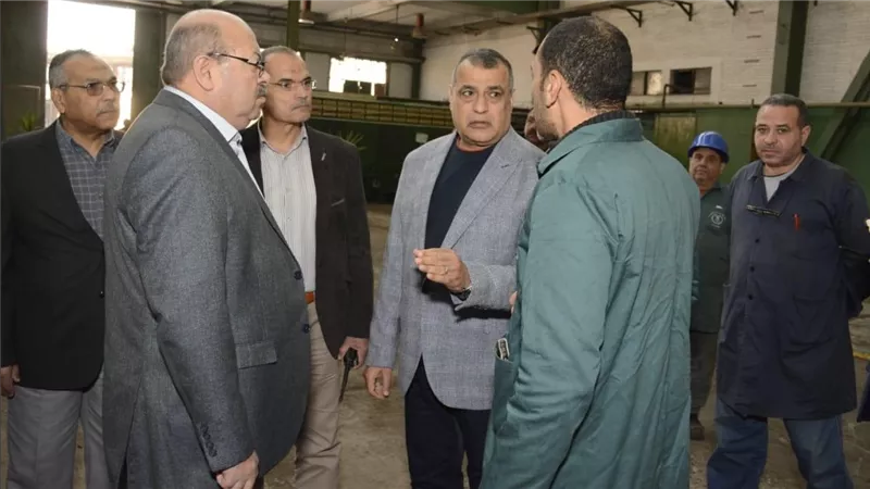 وزير الدولة للإنتاج الحربي في جولة تفقدية مفاجئة جديدة لشركة 