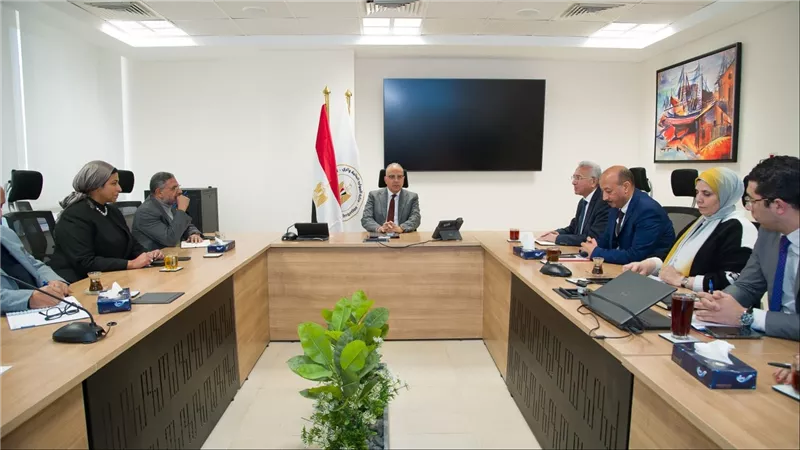  سويلم يتابع إجراءات تعزيز التعاون مع الدول الإفريقية ودول حوض النيل فى مجال تحسين وتطوير الرى