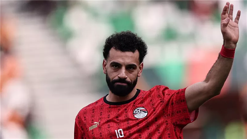 بسبب الإصابة.. ليفربول يطلب إعفاء محمد صلاح من المشاركة مع منتخب مصر