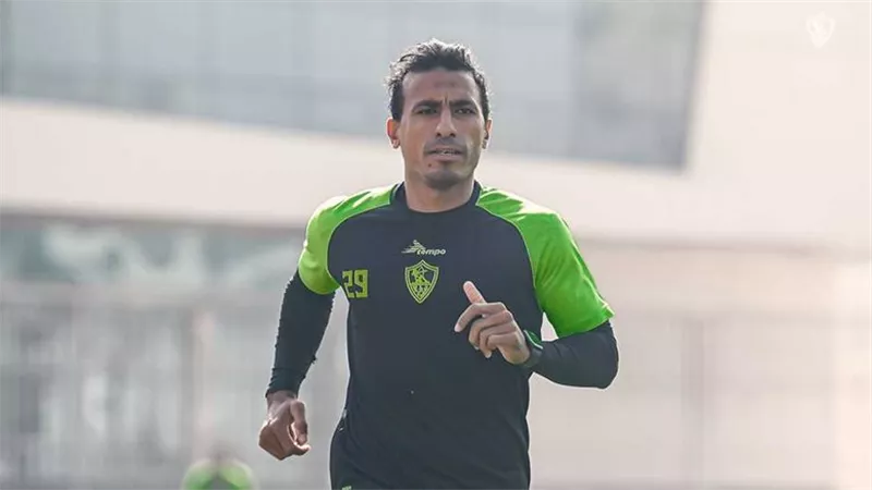 محمد عبد الشافي يجري عملية الرباط الصليبي بنجاح في ألمانيا
