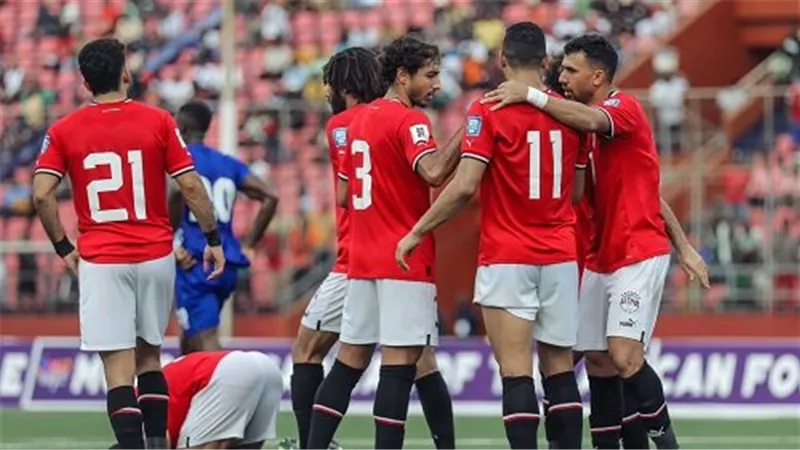عودة شريف واستبعاد النني.. 7 محترفين بقائمة منتخب مصر لمعسكر مارس بوجود صلاح