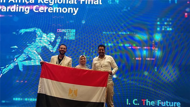 ممثل جامعة السويس يفوز بالمركز الأول في التصفيات للصين