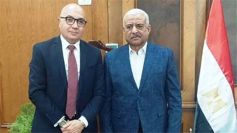 محافظ السويس يستقبل رئيس منطقة القناة وسيناء للبنك الزراعي