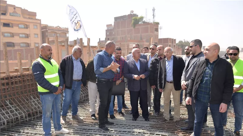 وزير النقل يتفقد مواقع العمل  بالمرحلة الثانية من مشروع تطوير الطريق الدائري حول القاهرة الكبرى