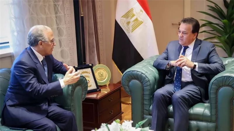 وزير الصحة يستقبل السفير المغربي لبحث تعزيز التعاون بين البلدين في القطاع الصحي 
