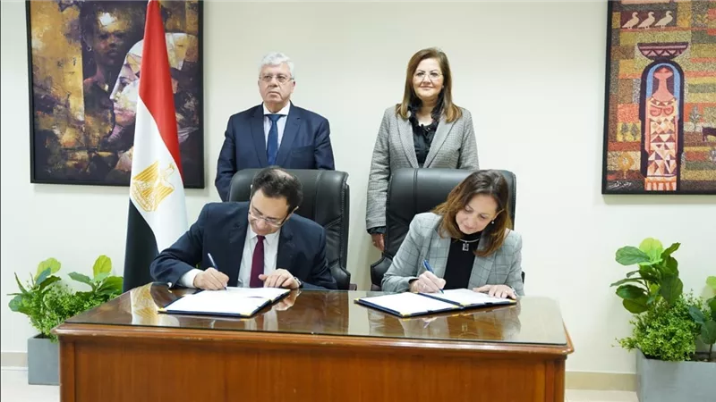 وزيرا التخطيط والتعليم العالي يشهدان مراسم توقيع بروتوكول تعاون بين المعهد القومي للحوكمة وصندوق رعاية المبتكرين 