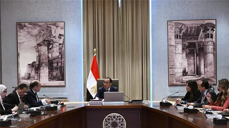 رئيس الوزراء يتابع الإجراءات التنفيذية للاستراتيجية الوطنية للصناعة وتحسين التجارة