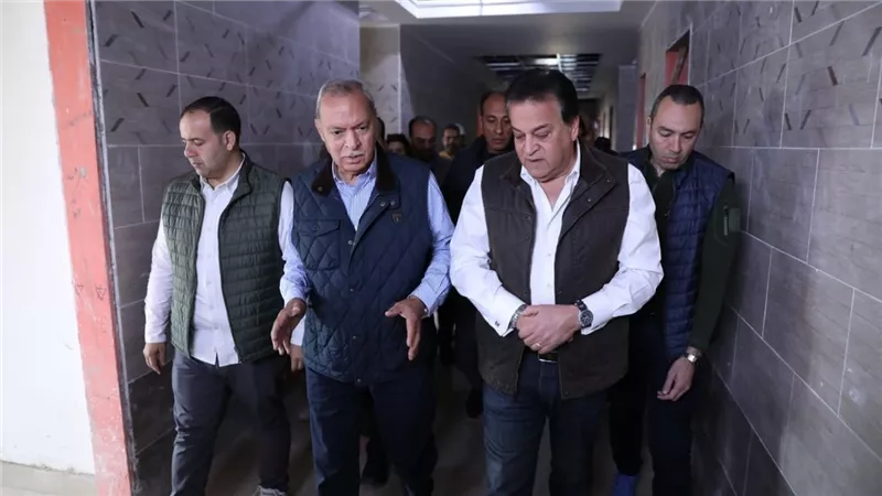وزير الصحة يتفقد المستشفى الجديد بمدينة العبور ويشدد على سرعة الانتهاء من الأعمال الإنشائية 