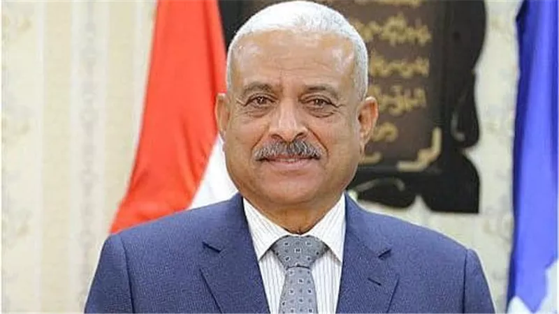  ونعم الأخلاق.. مدرس بالسويس يجبر طلابه بدفع مبالغ مالية.. فتمت إحالتة للنيابة