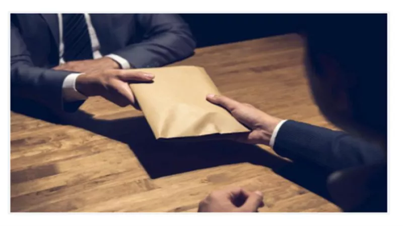 إحالة قاض و10 آخرين للجنايات لاتهامه بتلقي رشوة 5 ملايين جنيه