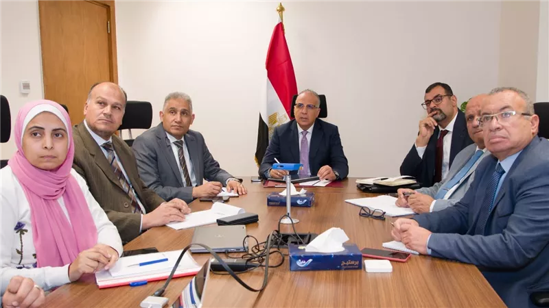 سويلم يتابع موقف المنظومة الرقمية الجارى إعدادها لحصر التجارب الناجحة للرى الحديث والمنفذة بمعرفة المزارعين 