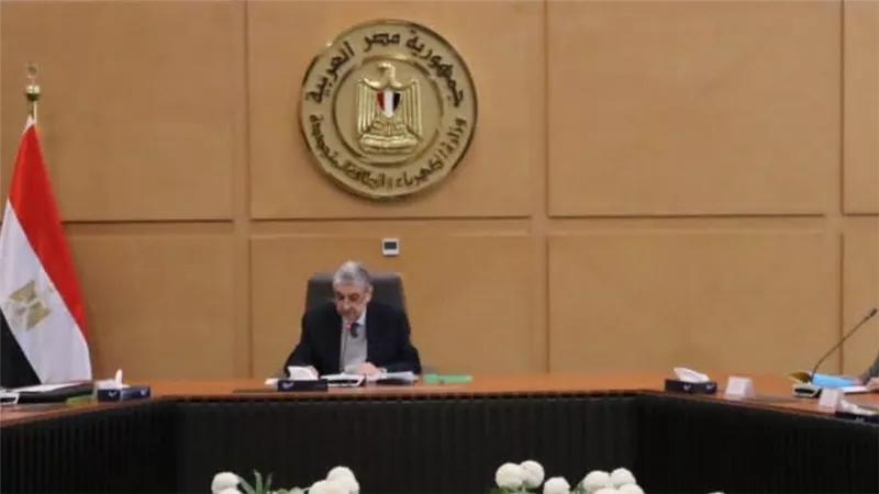 وزير الكهرباء يترأس مجلس إدارة هيئة الطاقة الجديدة والمتجددة 