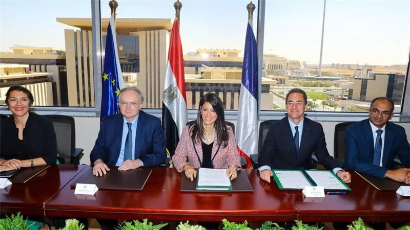 وزارة التعاون الدولي والوكالة الفرنسية للتنمية والاتحاد الأوروبي يوقعون اتفاق تمويل لاستكمال مشروع محطة معالجة مياه الجبل الأصفر 