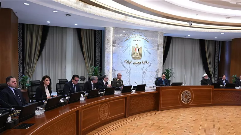 رئيس الوزراء: تكليف فرق عمل بالوزارات والجهات المعنية والأجهزة الرقابية بالنزول للأسواق 