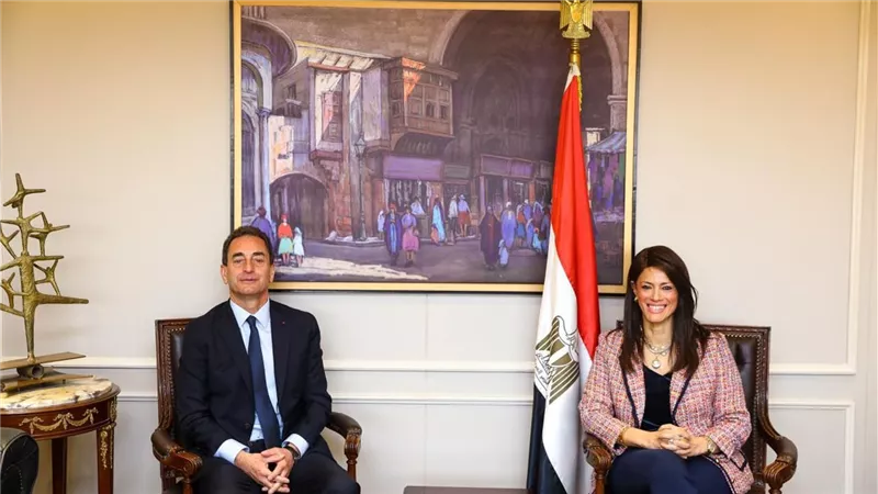 وزيرة التعاون الدولي تستقبل السفير الفرنسي الجديد لدى مصر