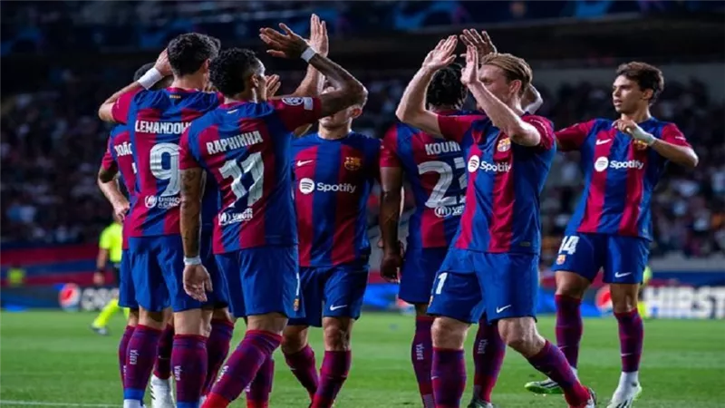 عودة فيران توريس.. تشافي يعلن قائمة برشلونة لمباراة لاس بالماس بالدوري الإسباني
