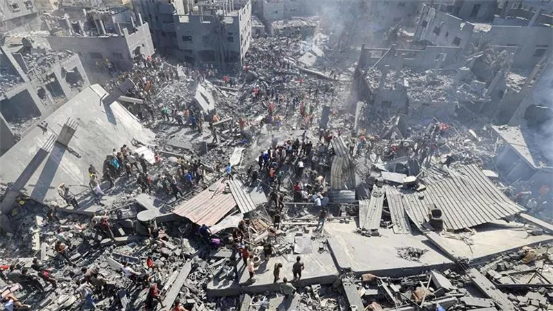 الصحة الفلسطينية تعلن ارتفاع عدد ضحايا عدوان إسرائيل على غزة لـ33137 شهيدا