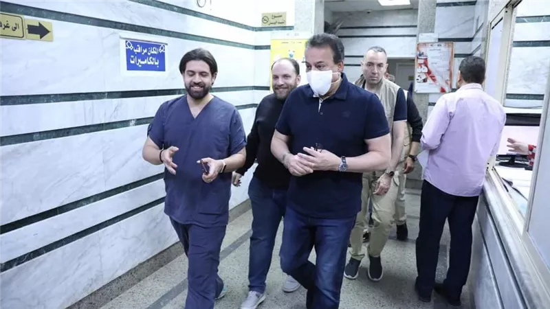 وزير الصحة يتفقد مستشفى ٦ أكتوبر للتأمين الصحي ويشيد بانضباط المنظومة
