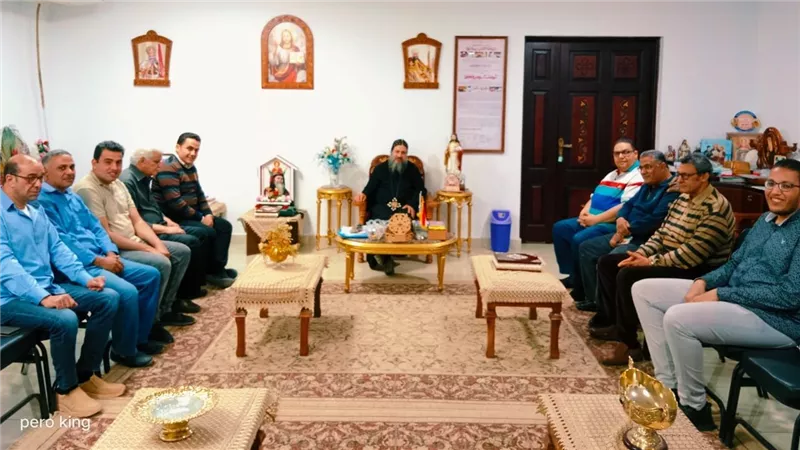 أسقف السويس يلتقي مرتلين ومجلس أمانة إخوة الرب بكنائس الإيبارشية