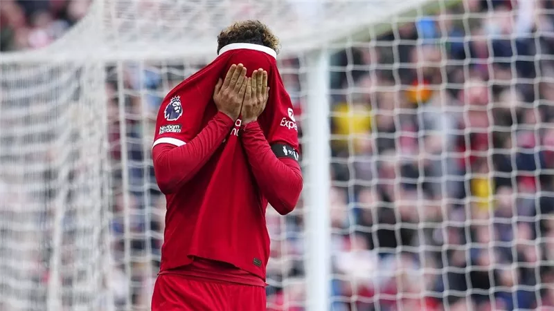 حلم الدورى يتبخر.. ليفربول يتلقى خسارة قاسية من كريستال بالاس