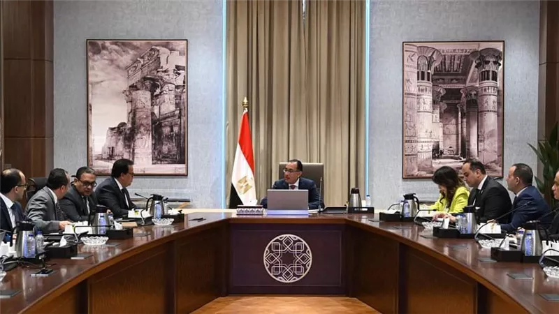 رئيس الوزراء يتابع مشروعات القطاع الصحي ضمن 