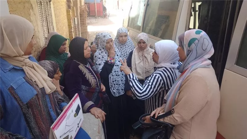 صحة السويس تواصل حملة طرق الأبواب لخدمات تنظيم الأسرة بالمجان