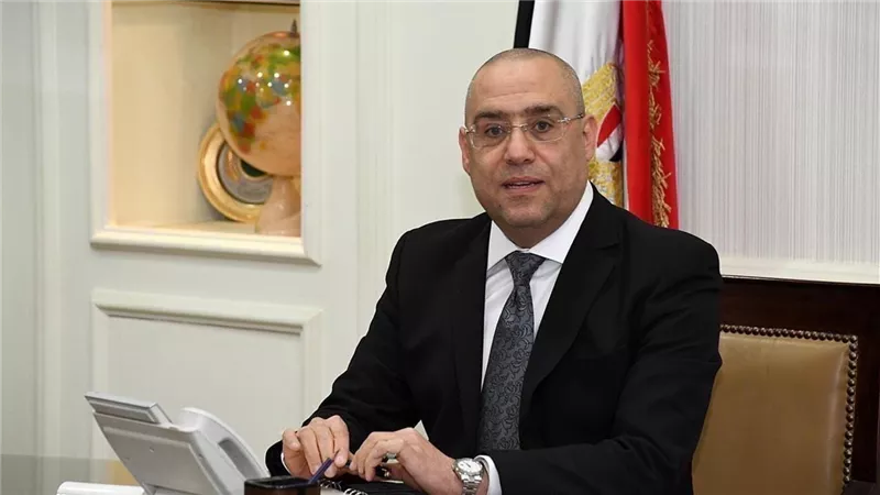 وزير الإسكان يتابع موقف تنفيذ وتسليم الوحدات السكنية بالمبادرة الرئاسية 