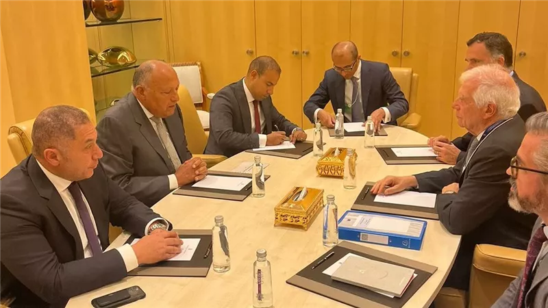 وزير الخارجية يلتقي الممثل الأعلى للشئون الخارجية للاتحاد الأوروبي